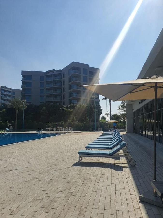 Cozy 1-Bedroom Apartment In Dubai South With Pool Exterior foto